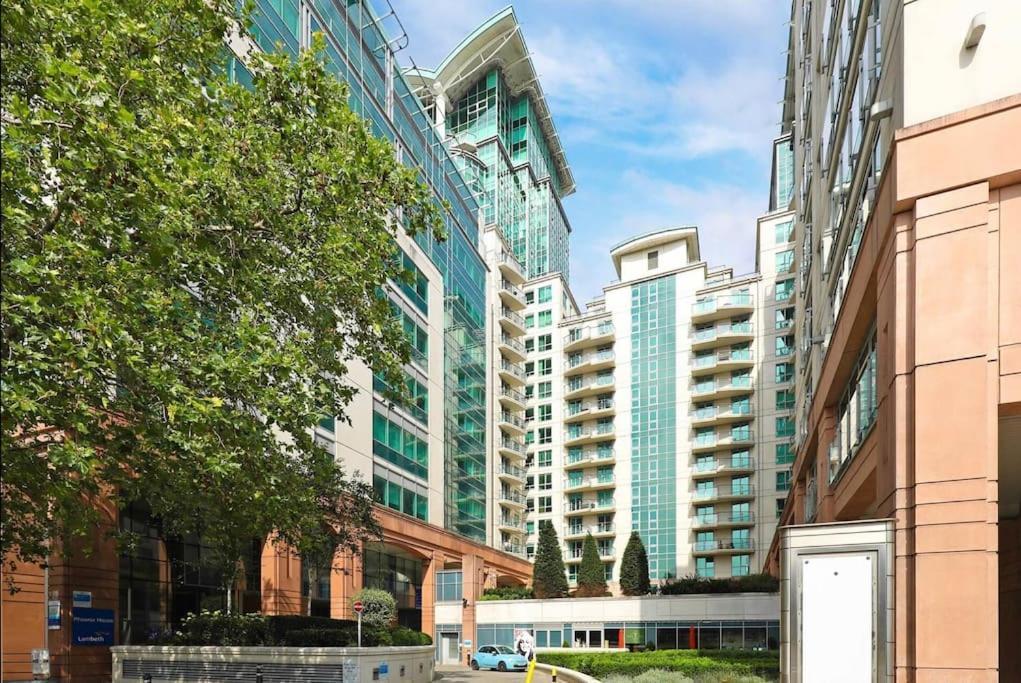 Stunning 2 Bed Thames River View - Central London Exterior photo