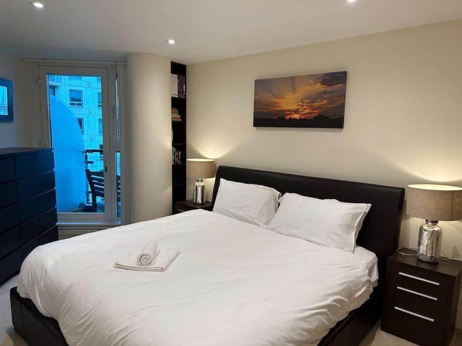 Stunning 2 Bed Thames River View - Central London Exterior photo