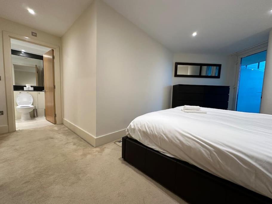 Stunning 2 Bed Thames River View - Central London Exterior photo
