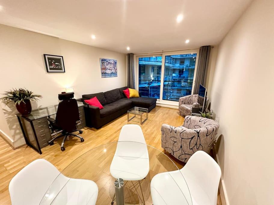 Stunning 2 Bed Thames River View - Central London Exterior photo